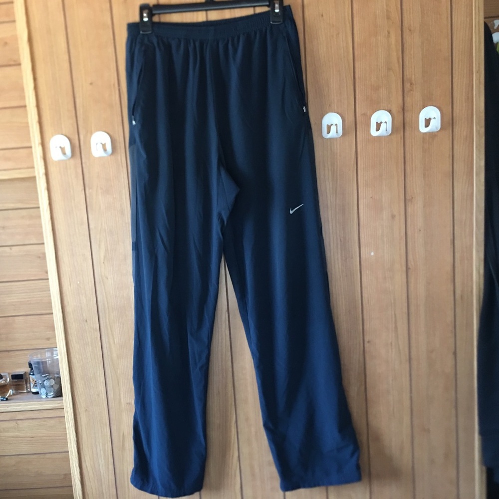 Nike FITDRY pants